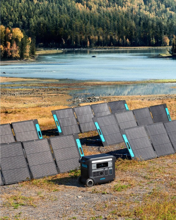 Anker 767 Portable Power Station (PowerHouse 2048Wh) + Anker 531 Solar Panel (200W)
